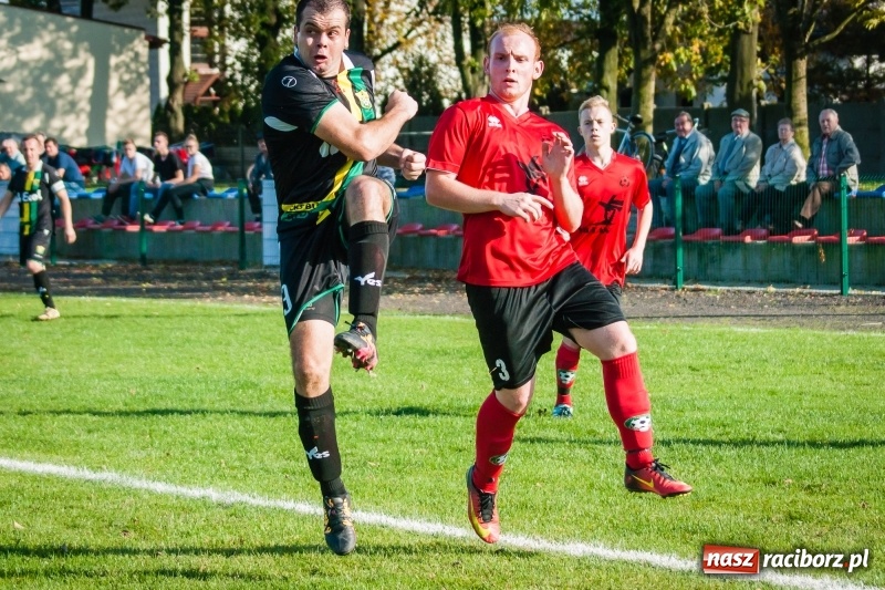 Zdjęcie w galerii na portalu naszraciborz.pl: Rudzki Buk bez punktów w Tworkowie wiadomości z regionu