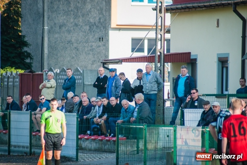 Zdjęcie w galerii na portalu naszraciborz.pl: Rudzki Buk bez punktów w Tworkowie wiadomości z regionu