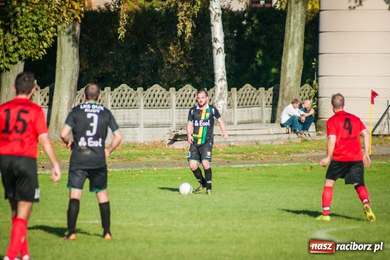 Zdjęcie w galerii na portalu naszraciborz.pl: Rudzki Buk bez punktów w Tworkowie wiadomości z regionu