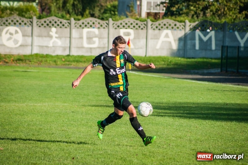 Zdjęcie w galerii na portalu naszraciborz.pl: Rudzki Buk bez punktów w Tworkowie wiadomości z regionu