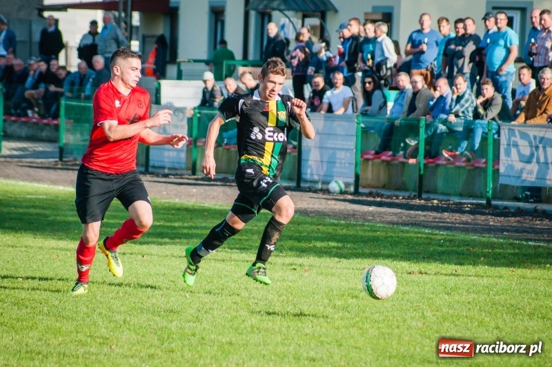 Zdjęcie w galerii na portalu naszraciborz.pl: Rudzki Buk bez punktów w Tworkowie wiadomości z regionu