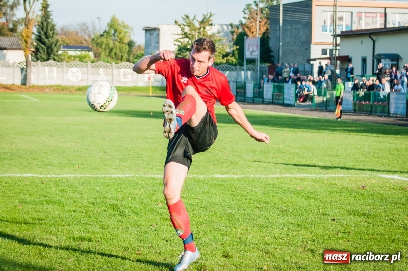 Zdjęcie w galerii na portalu naszraciborz.pl: Rudzki Buk bez punktów w Tworkowie wiadomości z regionu