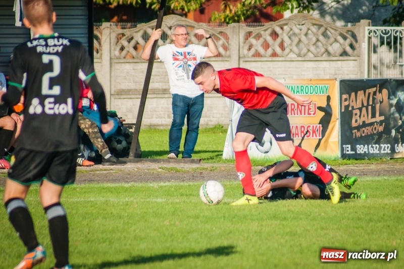 Zdjęcie w galerii na portalu naszraciborz.pl: Rudzki Buk bez punktów w Tworkowie wiadomości z regionu