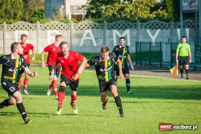 Zdjęcie w galerii na portalu naszraciborz.pl: Rudzki Buk bez punktów w Tworkowie wiadomości z regionu