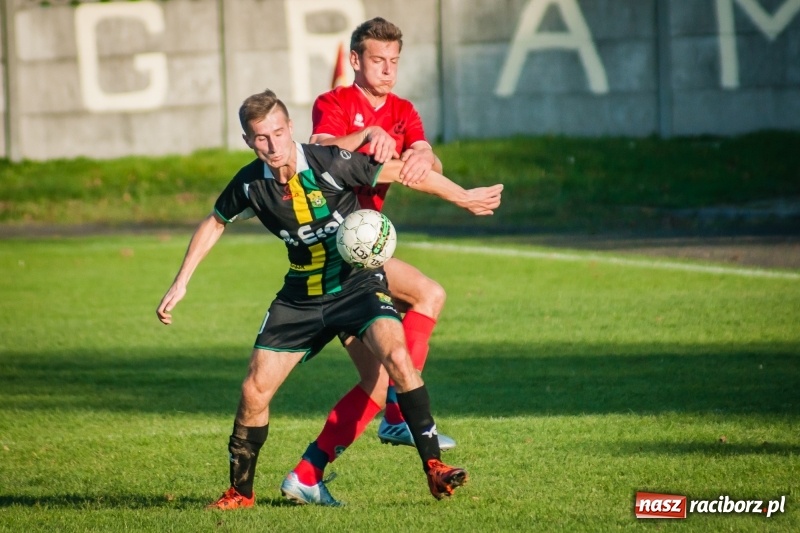 Zdjęcie w galerii na portalu naszraciborz.pl: Rudzki Buk bez punktów w Tworkowie wiadomości z regionu