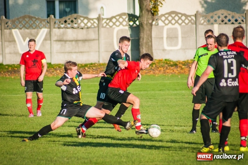 Zdjęcie w galerii na portalu naszraciborz.pl: Rudzki Buk bez punktów w Tworkowie wiadomości z regionu