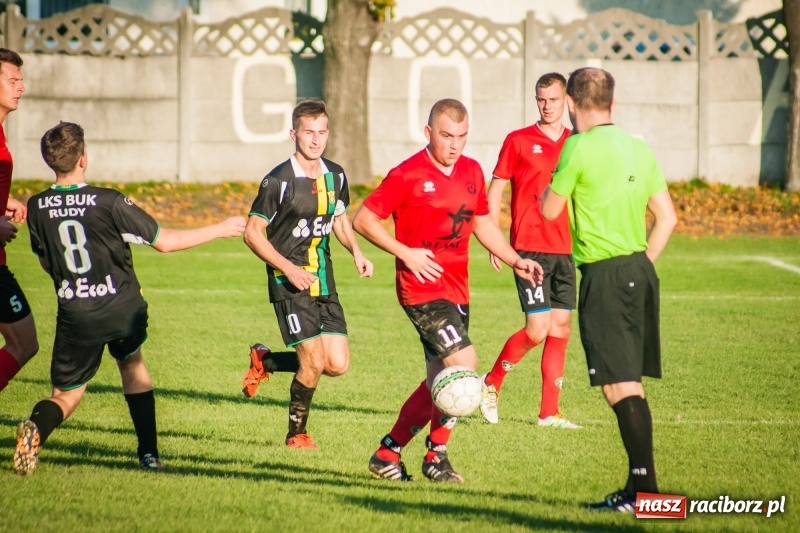 Zdjęcie w galerii na portalu naszraciborz.pl: Rudzki Buk bez punktów w Tworkowie wiadomości z regionu