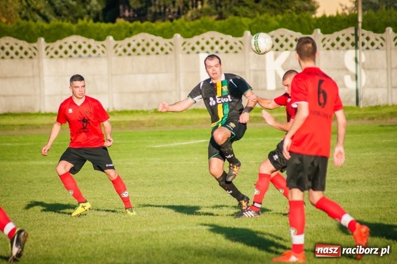 Zdjęcie w galerii na portalu naszraciborz.pl: Rudzki Buk bez punktów w Tworkowie wiadomości z regionu
