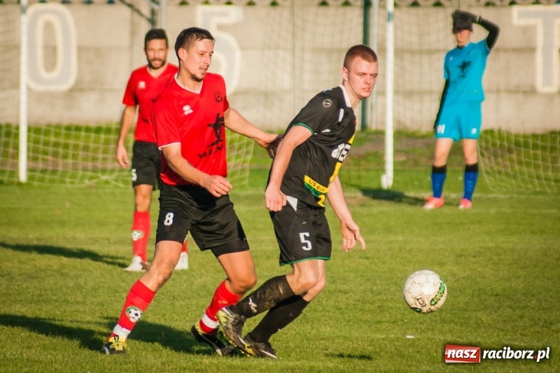 Zdjęcie w galerii na portalu naszraciborz.pl: Rudzki Buk bez punktów w Tworkowie wiadomości z regionu