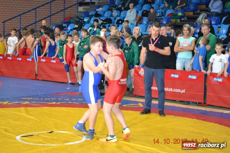 Zdjęcie w galerii na portalu naszraciborz.pl: Grad medali zapaśników Unii na zawodach w Katowicach wiadomości z regionu