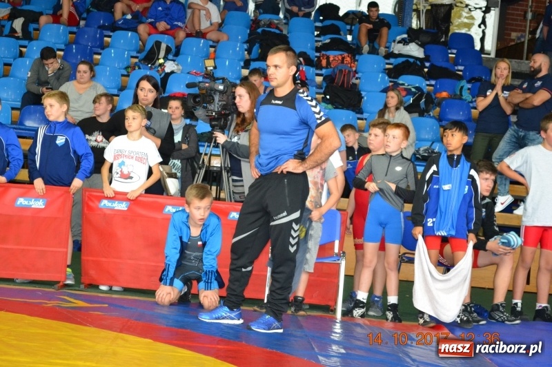 Zdjęcie w galerii na portalu naszraciborz.pl: Grad medali zapaśników Unii na zawodach w Katowicach wiadomości z regionu