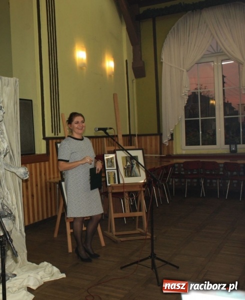 Zdjęcie w galerii na portalu naszraciborz.pl: Wystawa prac artystów gminy Krzanowice w DK Borucin wiadomości z regionu