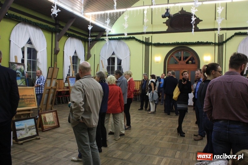 Zdjęcie w galerii na portalu naszraciborz.pl: Wystawa prac artystów gminy Krzanowice w DK Borucin wiadomości z regionu