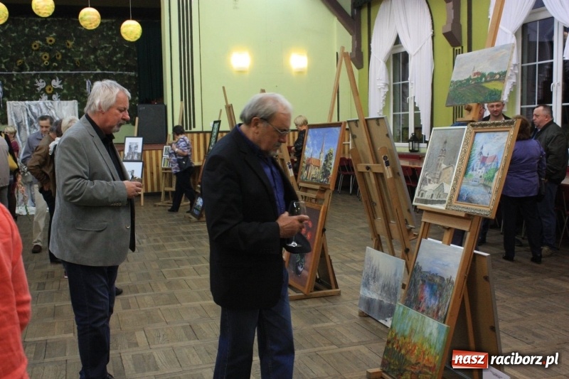 Zdjęcie w galerii na portalu naszraciborz.pl: Wystawa prac artystów gminy Krzanowice w DK Borucin wiadomości z regionu