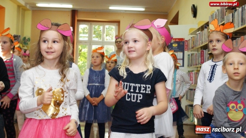 Zdjęcie w galerii na portalu naszraciborz.pl: Urodziny Kubusia Puchatka w raciborskiej bibliotece wiadomości z regionu