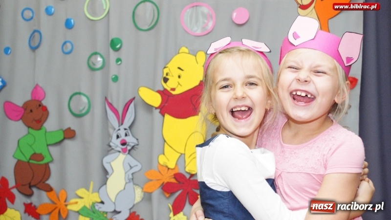 Zdjęcie w galerii na portalu naszraciborz.pl: Urodziny Kubusia Puchatka w raciborskiej bibliotece wiadomości z regionu