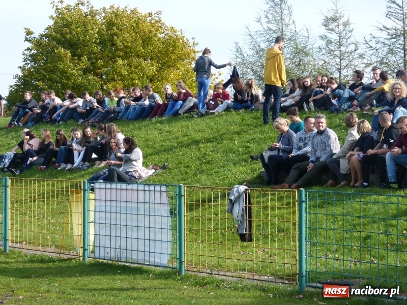 Zdjęcie w galerii na portalu naszraciborz.pl: Turniej piłki nożnej o Puchar Burmistrza Kuźni Raciborskiej wiadomości z regionu