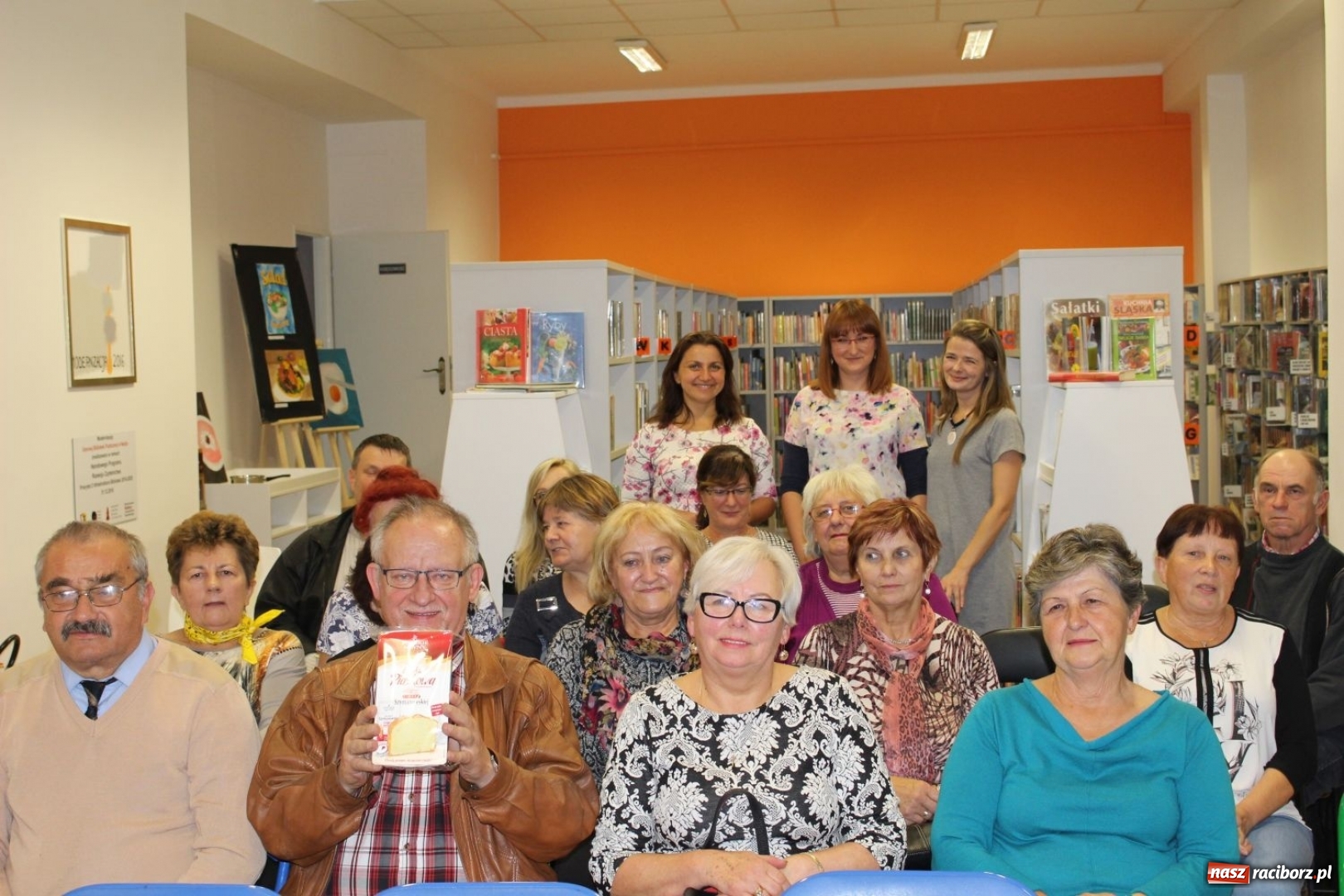 Zdjęcie w galerii na portalu naszraciborz.pl: Blogerka kulinarna czarowała gości w bibliotece w Nędzy wiadomości z regionu