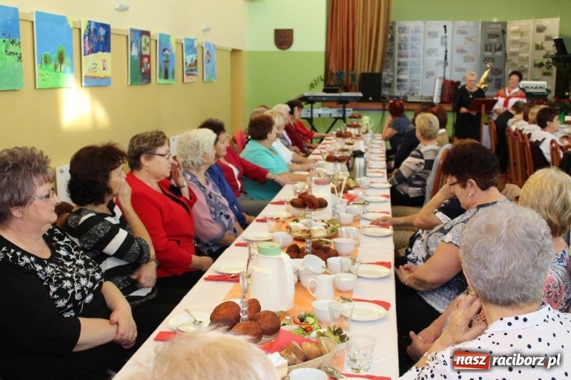 Zdjęcie w galerii na portalu naszraciborz.pl: Kobylskie koło gospodyń świętowało 50-lecie wiadomości z regionu