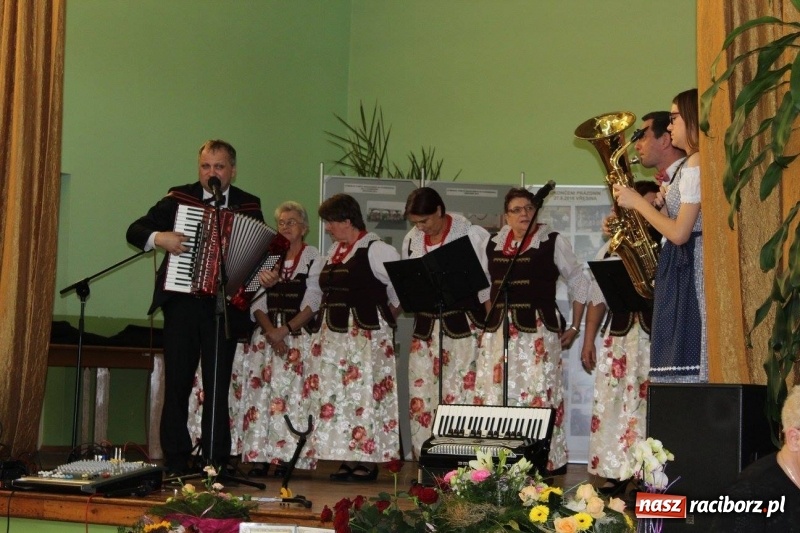 Zdjęcie w galerii na portalu naszraciborz.pl: Kobylskie koło gospodyń świętowało 50-lecie wiadomości z regionu