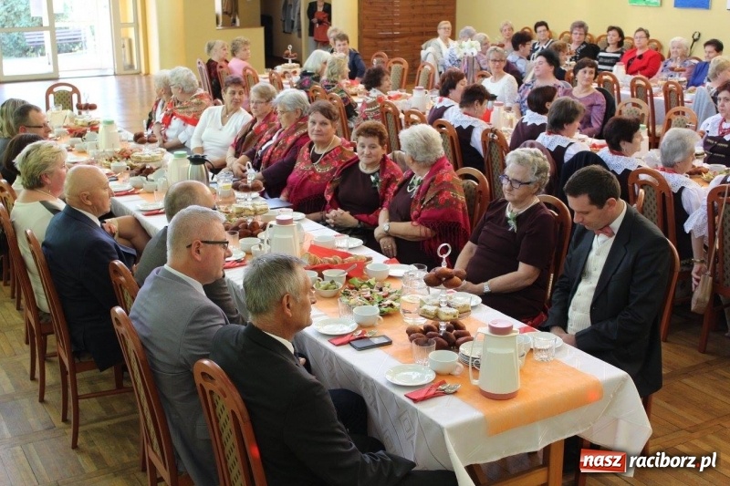 Zdjęcie w galerii na portalu naszraciborz.pl: Kobylskie koło gospodyń świętowało 50-lecie wiadomości z regionu