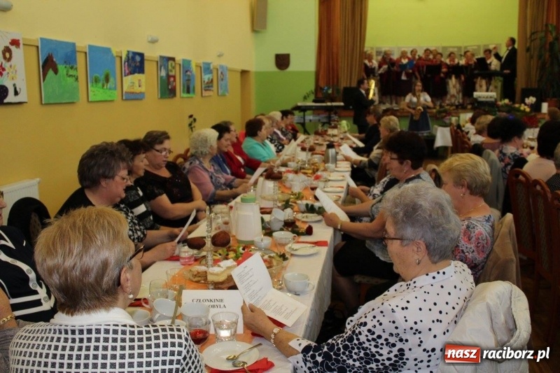 Zdjęcie w galerii na portalu naszraciborz.pl: Kobylskie koło gospodyń świętowało 50-lecie wiadomości z regionu