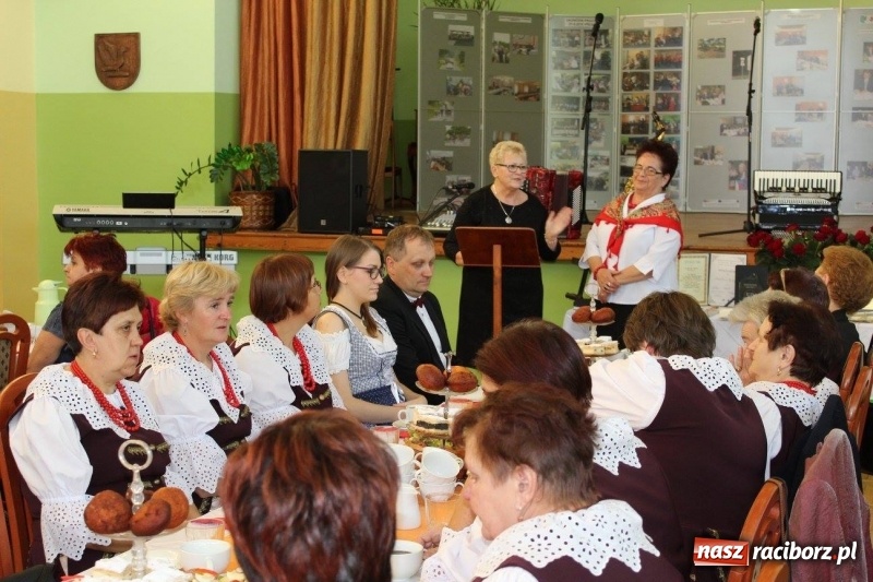 Zdjęcie w galerii na portalu naszraciborz.pl: Kobylskie koło gospodyń świętowało 50-lecie wiadomości z regionu