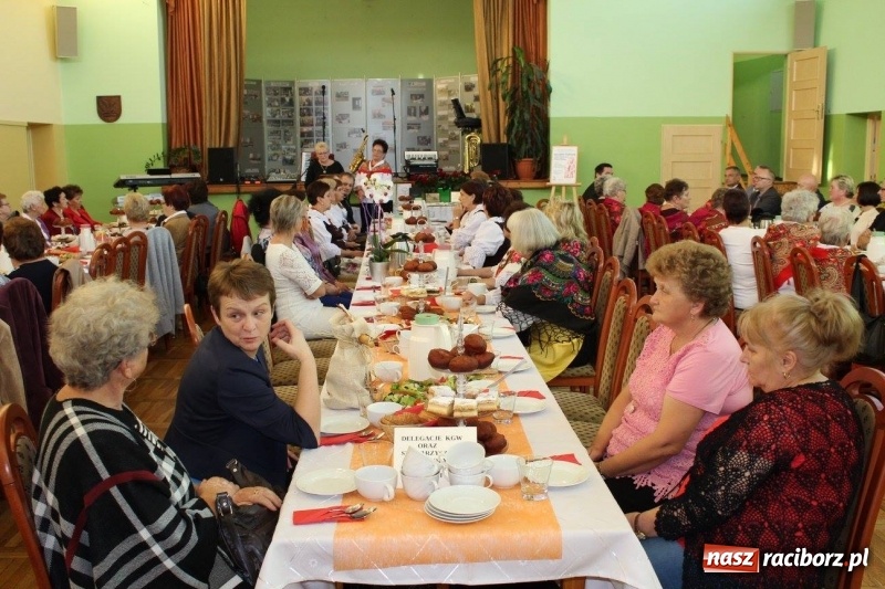 Zdjęcie w galerii na portalu naszraciborz.pl: Kobylskie koło gospodyń świętowało 50-lecie wiadomości z regionu