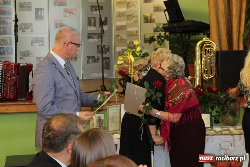 Zdjęcie w galerii na portalu naszraciborz.pl: Kobylskie koło gospodyń świętowało 50-lecie wiadomości z regionu