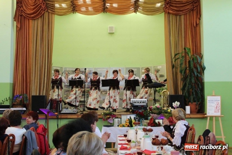 Zdjęcie w galerii na portalu naszraciborz.pl: Kobylskie koło gospodyń świętowało 50-lecie wiadomości z regionu