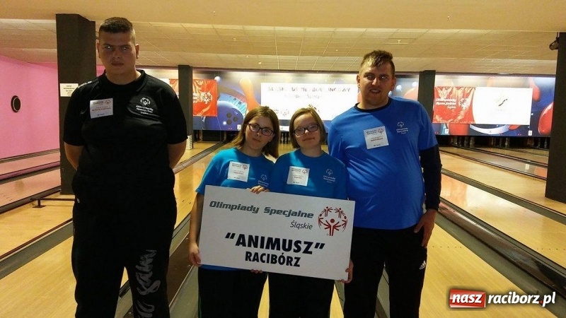 Zdjęcie w galerii na portalu naszraciborz.pl: Zawodnicy Animusz Racibórz na XXXI Śląskim Turnieju Bowlingowym wiadomości z regionu