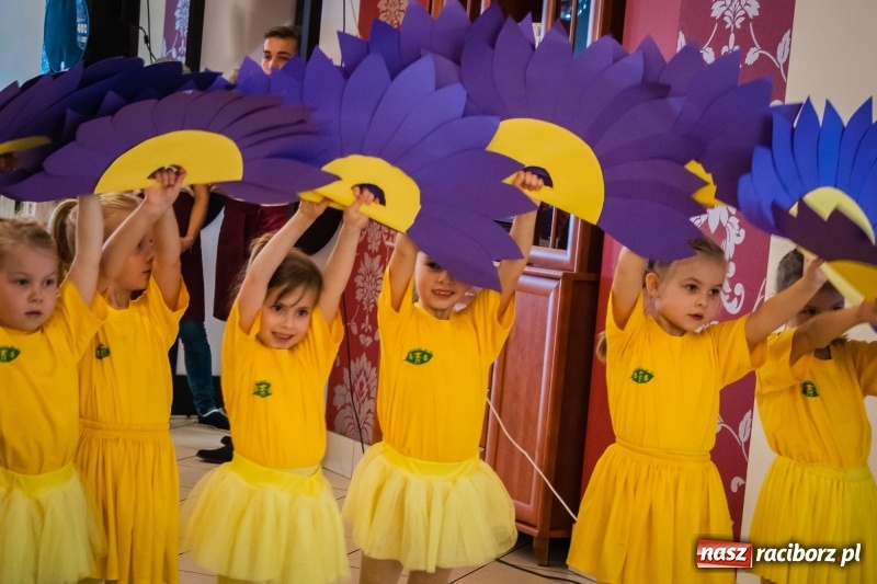Zdjęcie w galerii na portalu naszraciborz.pl: Emeryci i renciści ZNP świętowali Dzień Edukacji Narodowej wiadomości z regionu