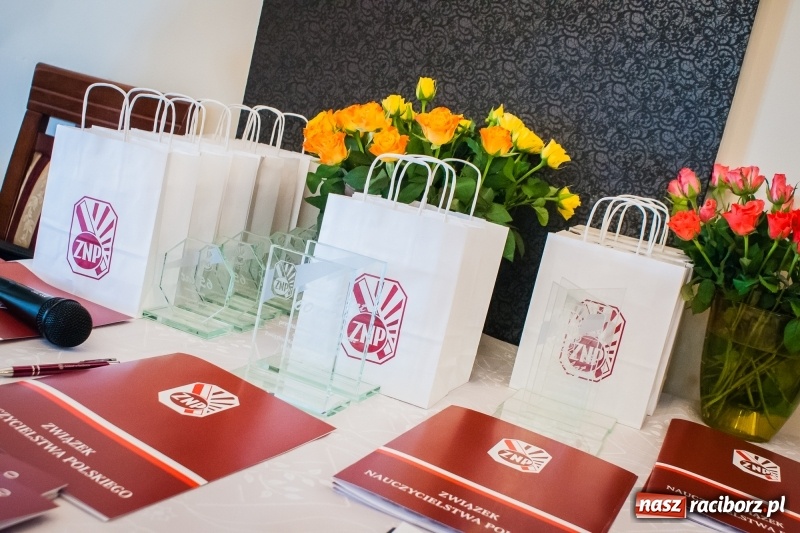 Zdjęcie w galerii na portalu naszraciborz.pl: Emeryci i renciści ZNP świętowali Dzień Edukacji Narodowej wiadomości z regionu