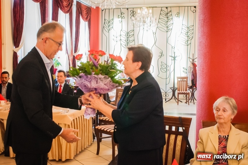 Zdjęcie w galerii na portalu naszraciborz.pl: Emeryci i renciści ZNP świętowali Dzień Edukacji Narodowej wiadomości z regionu