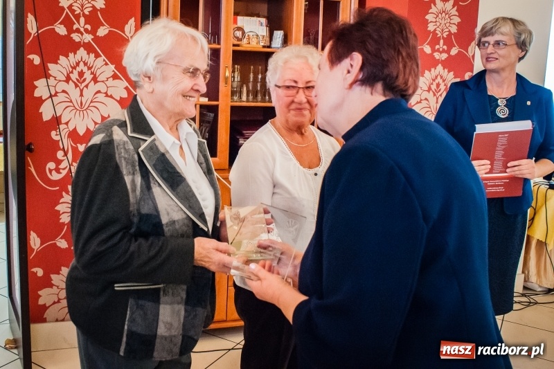 Zdjęcie w galerii na portalu naszraciborz.pl: Emeryci i renciści ZNP świętowali Dzień Edukacji Narodowej wiadomości z regionu