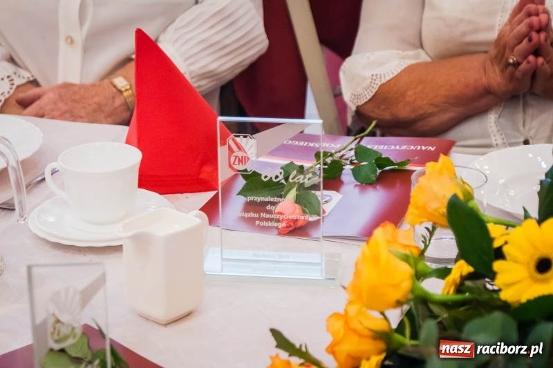 Zdjęcie w galerii na portalu naszraciborz.pl: Emeryci i renciści ZNP świętowali Dzień Edukacji Narodowej wiadomości z regionu