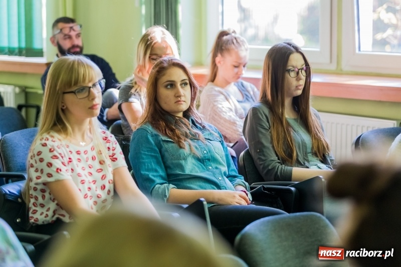 Zdjęcie w galerii na portalu naszraciborz.pl: Szkolenie z Cezarym Stacewiczem i Jakubem Nagórskim w ramach Inkubatora AIP wiadomości z regionu