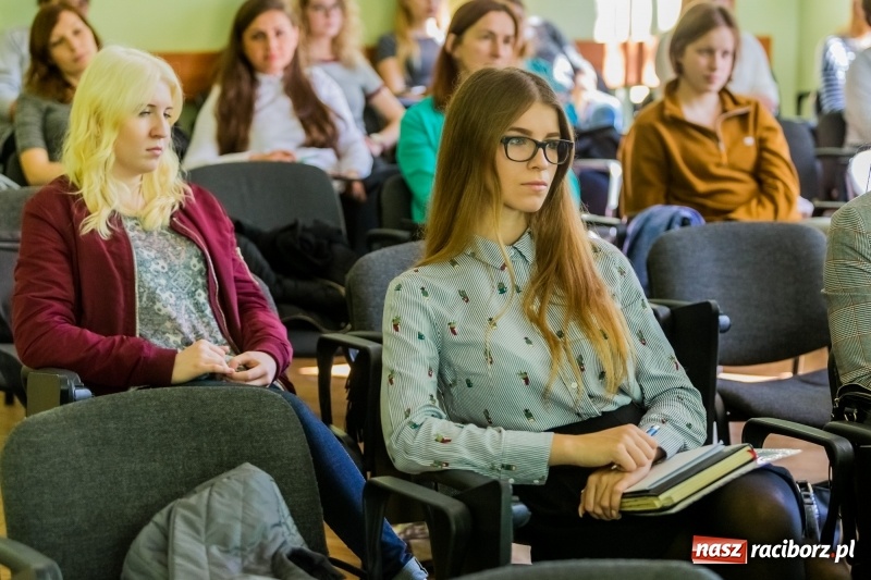 Zdjęcie w galerii na portalu naszraciborz.pl: Szkolenie z Cezarym Stacewiczem i Jakubem Nagórskim w ramach Inkubatora AIP wiadomości z regionu