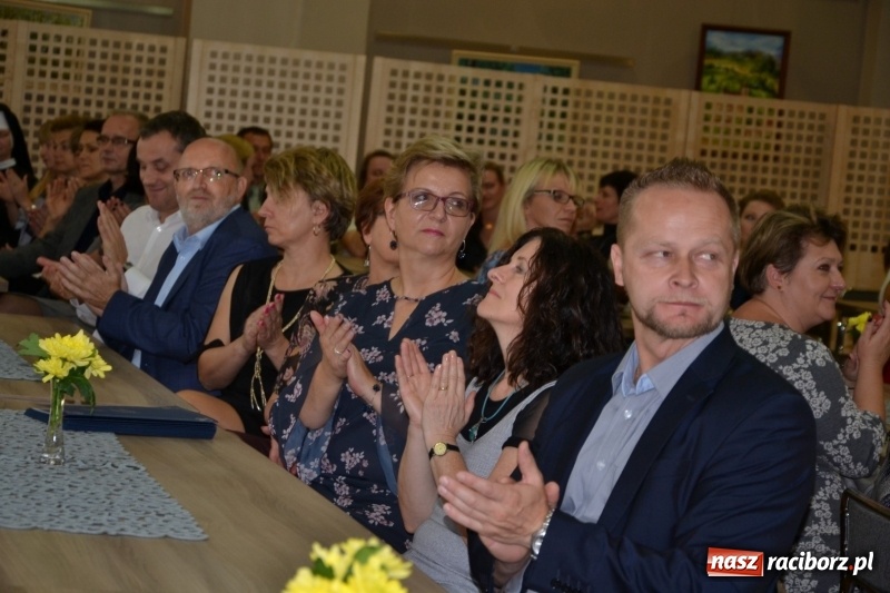 Zdjęcie w galerii na portalu naszraciborz.pl: Dzień Edukacji Narodowej w Krzyżanowicach  wiadomości z regionu