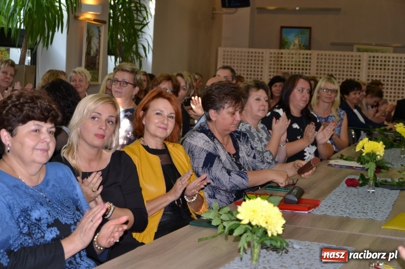 Zdjęcie w galerii na portalu naszraciborz.pl: Dzień Edukacji Narodowej w Krzyżanowicach  wiadomości z regionu