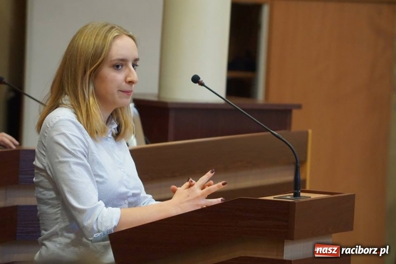 Zdjęcie w galerii na portalu naszraciborz.pl: Racibórz ma nową Młodzieżową Radę Miasta  wiadomości z regionu