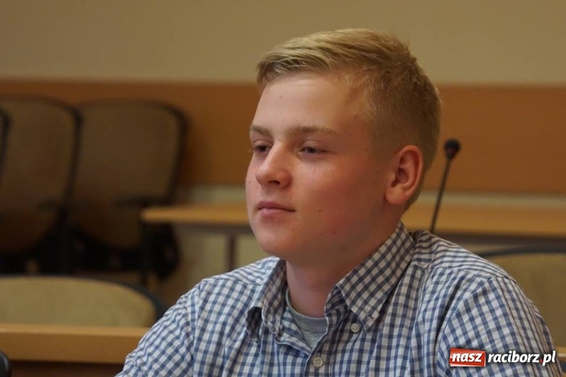 Zdjęcie w galerii na portalu naszraciborz.pl: Racibórz ma nową Młodzieżową Radę Miasta  wiadomości z regionu