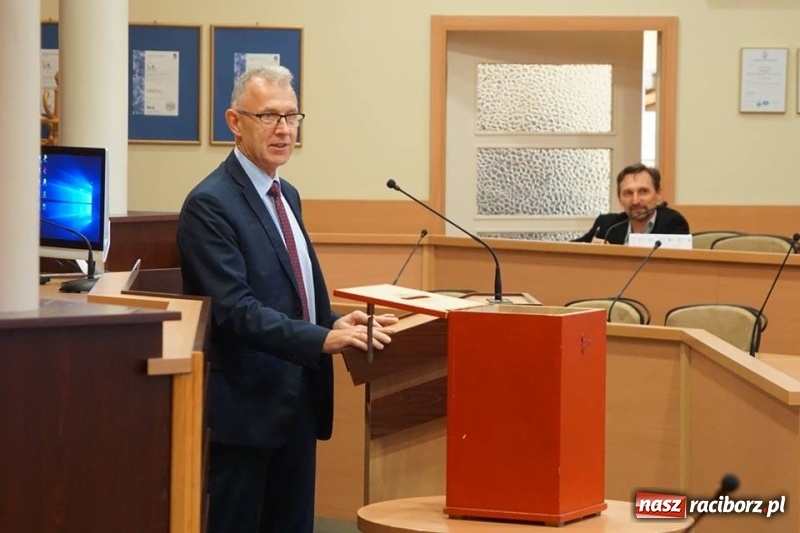 Zdjęcie w galerii na portalu naszraciborz.pl: Racibórz ma nową Młodzieżową Radę Miasta  wiadomości z regionu