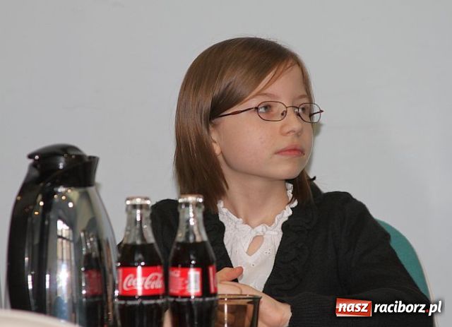 Zdjęcie w galerii na portalu naszraciborz.pl: Najlepsi uczniowie dostali stypendium wiadomości z regionu