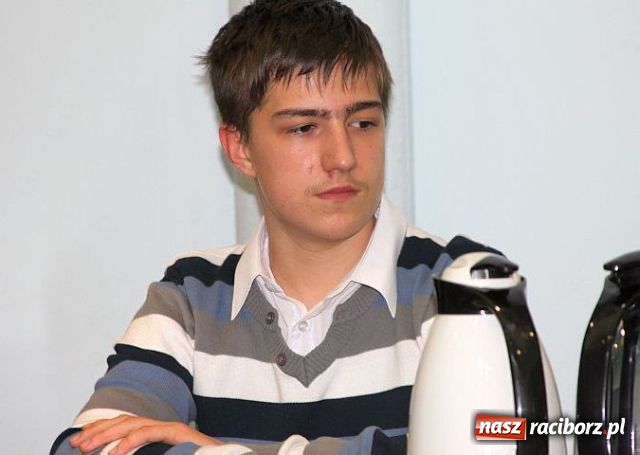 Zdjęcie w galerii na portalu naszraciborz.pl: Najlepsi uczniowie dostali stypendium wiadomości z regionu