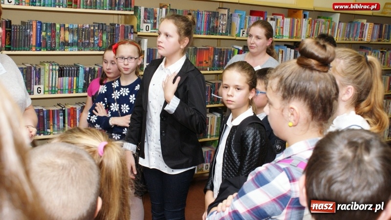 Zdjęcie w galerii na portalu naszraciborz.pl: Magiczne drzewo – konkurs wiedzy w raciborskiej bibliotece wiadomości z regionu