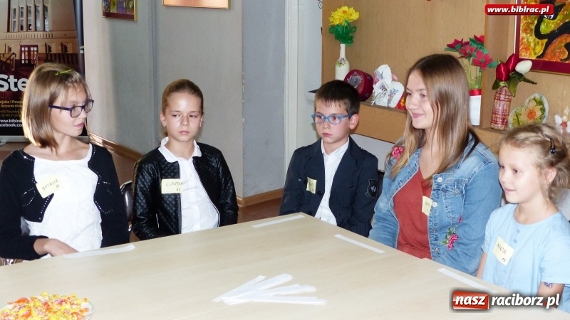 Zdjęcie w galerii na portalu naszraciborz.pl: Magiczne drzewo – konkurs wiedzy w raciborskiej bibliotece wiadomości z regionu