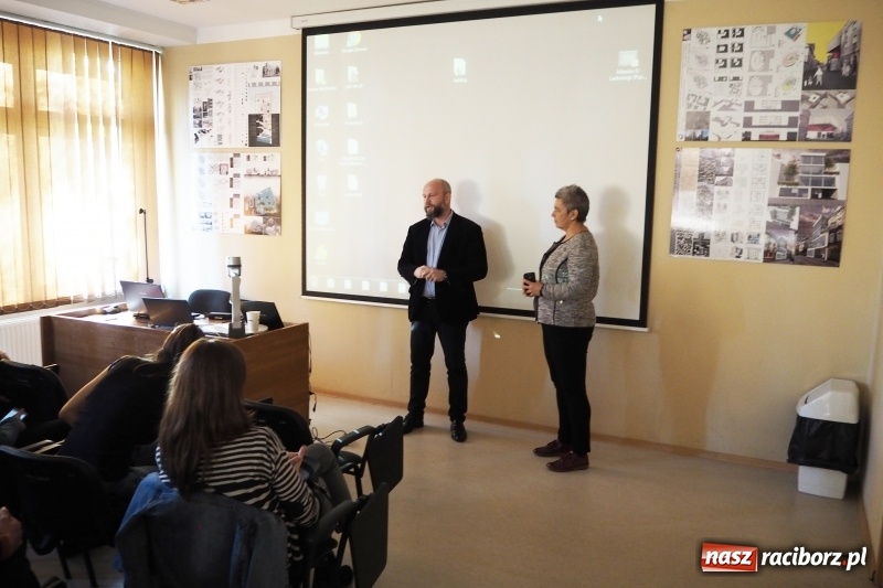 Zdjęcie w galerii na portalu naszraciborz.pl: Warsztaty architektoniczne w PWSZ w Raciborzu wiadomości z regionu