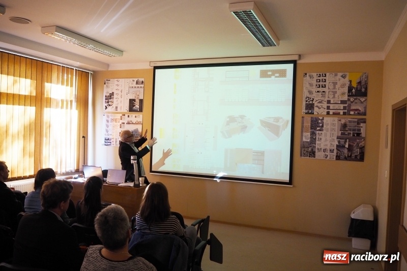 Zdjęcie w galerii na portalu naszraciborz.pl: Warsztaty architektoniczne w PWSZ w Raciborzu wiadomości z regionu
