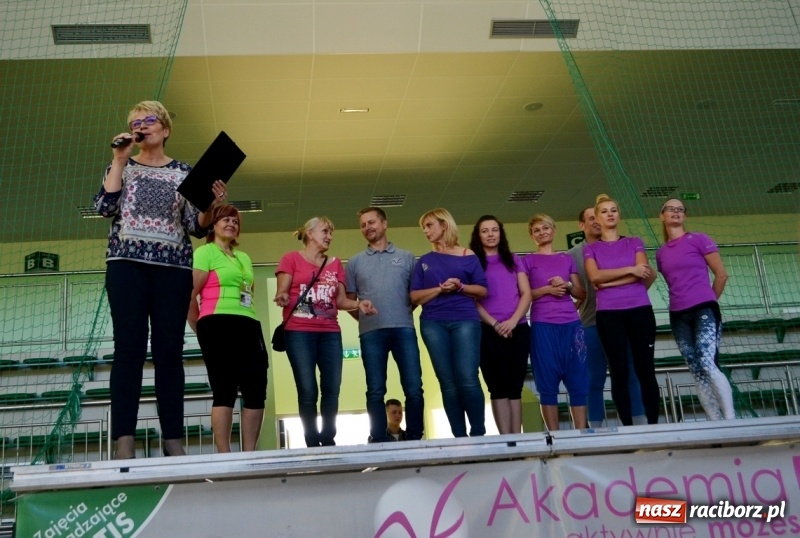 Zdjęcie w galerii na portalu naszraciborz.pl:  Raciborzanie nie zawiedli. Pełna sala na Latino Dance charytatywnie wiadomości z regionu